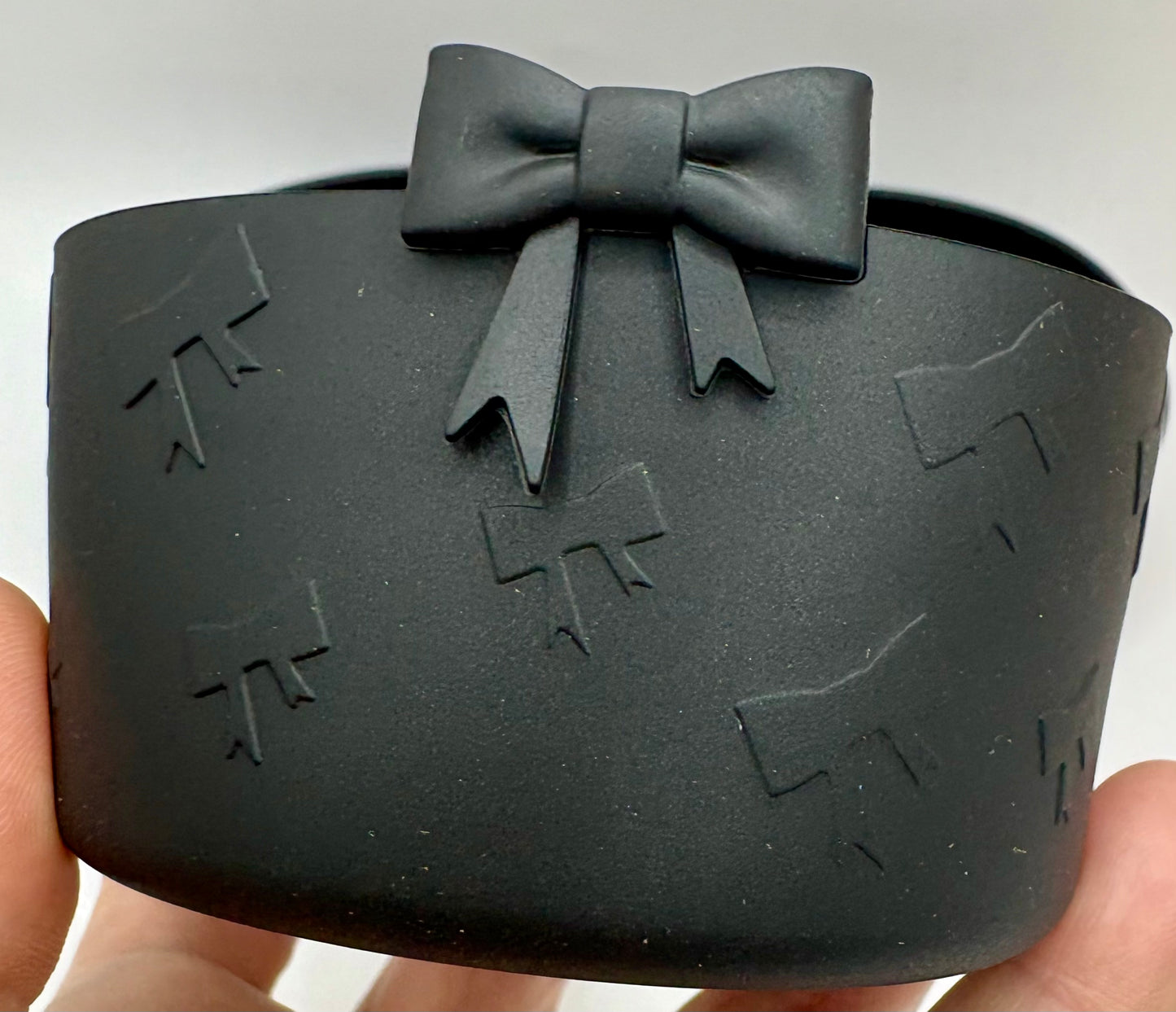 Black Bows - Textured Tumbler Boot - Silicone Boot- Tumbler Accessories