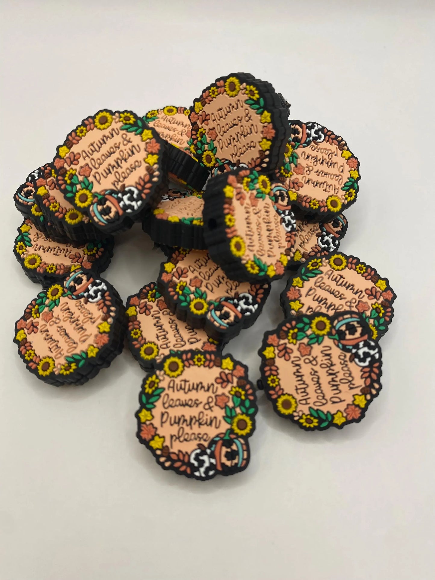 Autumn leaves & pumpkin please Silicone Focal Bead