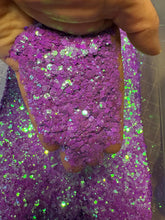 Load image into Gallery viewer, Mermaid Magic Color Shift Glitter