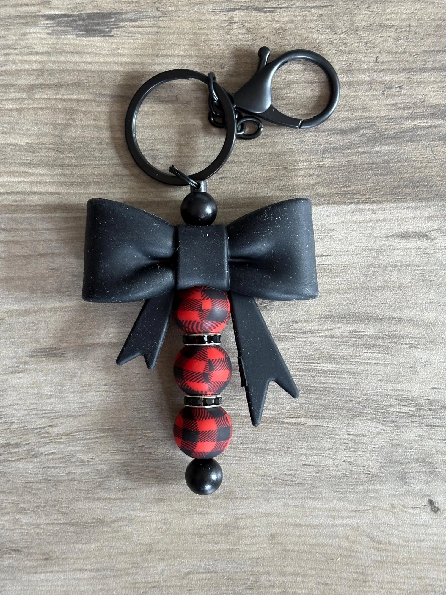 silicone bow keychain