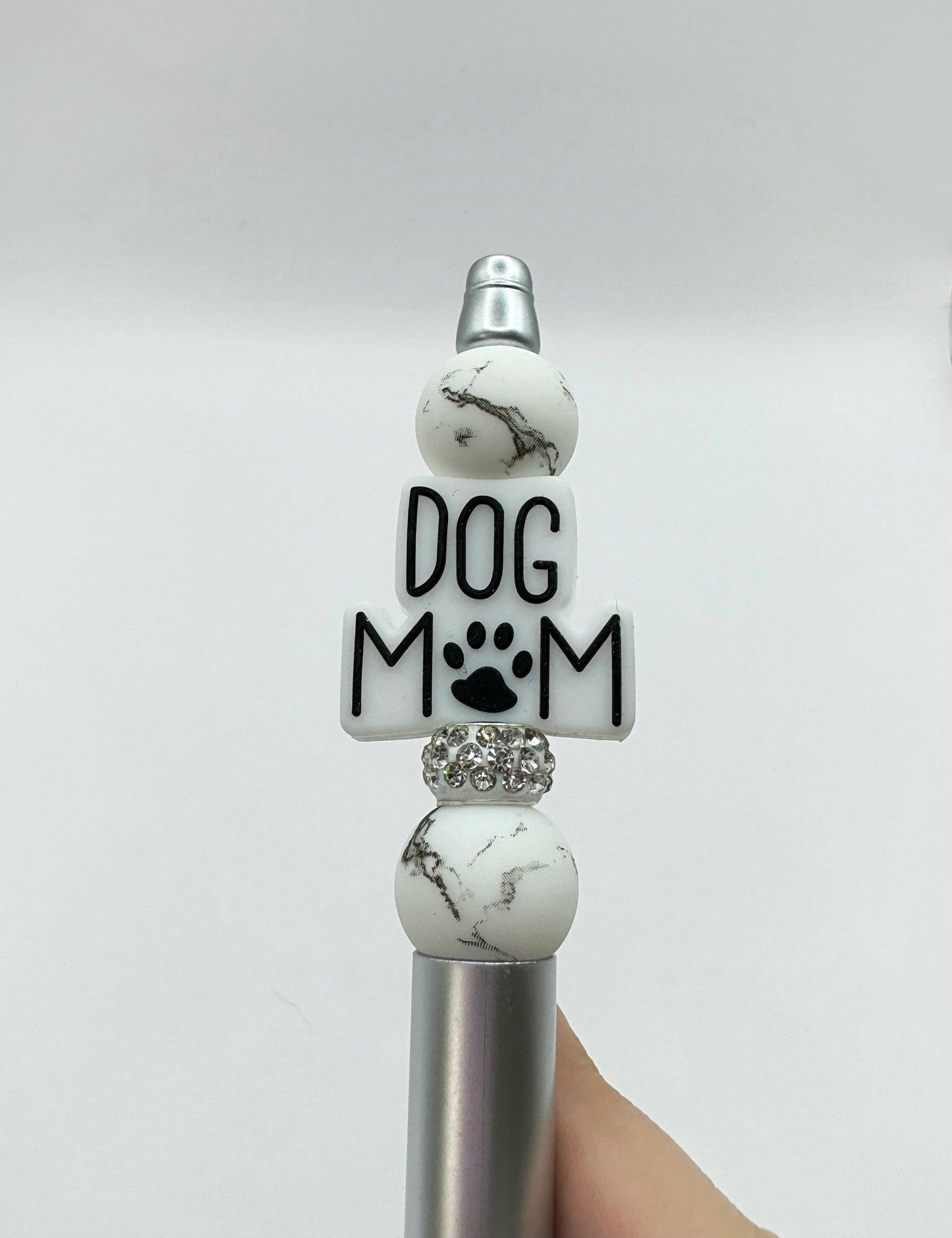 *Dog Mom* beaded pen