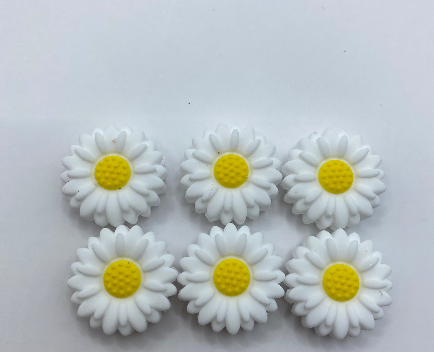 1 Small Daisy Silicone Focal Bead choose color