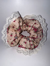 Load image into Gallery viewer, Floral Lace Hair Scrunchie
