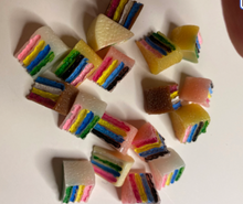 Load image into Gallery viewer, Cake Slices Resin Charms - 5 pieces
