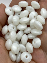 Load image into Gallery viewer, 20 Pearl White Solid Silicone Lentil  Beads - 12mm
