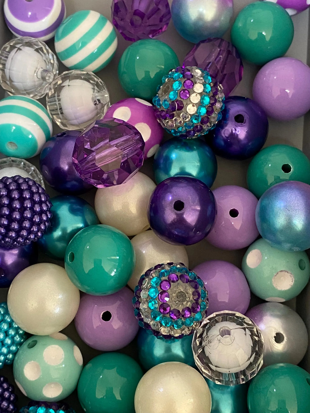 Mermaid Acrylic Bead Mix  - 20mm - 25 Beads