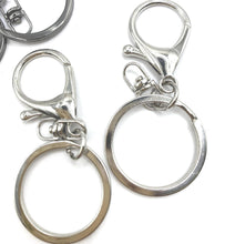 Load image into Gallery viewer, 5 Keyrings, Metal Clasp, Lobster Claw Clasp, available in 3 colors
