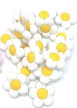 Load image into Gallery viewer, Flower Silicone Focal Bead
