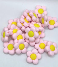 Load image into Gallery viewer, Flower Silicone Focal Bead
