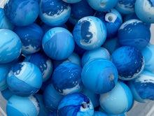 Load image into Gallery viewer, 10 Ocean Waves -  Pattern  Silicone Beads - 15mm
