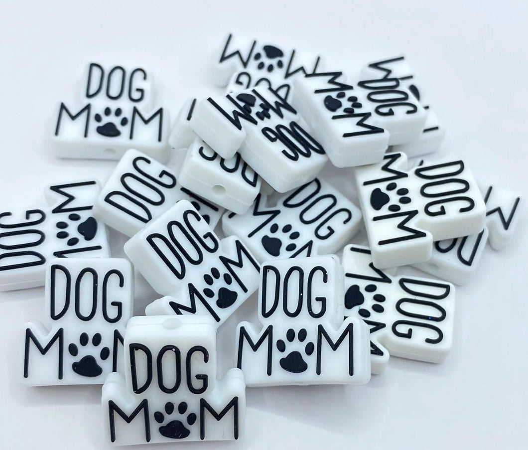 *Dog Mom* Focal Bead