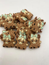 Load image into Gallery viewer, Highland Cow With Mint Green Bow  Silicone Focal Bead
