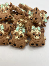 Load image into Gallery viewer, Highland Cow With Mint Green Bow  Silicone Focal Bead
