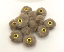 Load image into Gallery viewer, 10 Fuzzy Spacer  Beads - 20 mm - Brown
