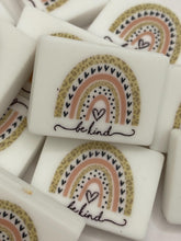 Load image into Gallery viewer, Be Kind Silicone Focal Bead
