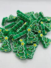 Load image into Gallery viewer, Green Christmas Tree Silicone Focal Bead
