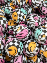 Load image into Gallery viewer, 10 Checkered Smiley Print Silicone Beads - 15mm
