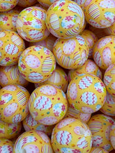Load image into Gallery viewer, 10 Easter Print Silicone Beads - 15mm

