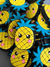 Load image into Gallery viewer, Pineapple Silicone Focal Bead
