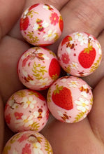 Load image into Gallery viewer, Strawberry Print Silicone Beads - 15mm - 10ct
