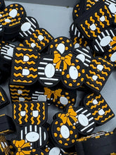 Load image into Gallery viewer, Boo Silicone Focal Bead - Halloween Focal
