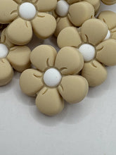 Load image into Gallery viewer, Flower Silicone Focal Bead- beige
