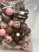 Load image into Gallery viewer, Pink Macchiato Bead Mix
