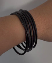 Load image into Gallery viewer, Silicone Jelly  Bracelet -Black- Stackable - set of 6 - size 7"
