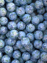 Load image into Gallery viewer, Penguin Print Silicone Beads
