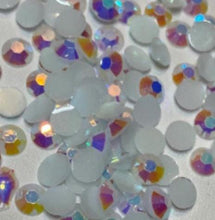 Load image into Gallery viewer, 5mm Resin Jelly AB rhinestones White
