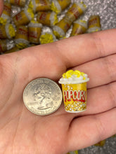 Load image into Gallery viewer, Popcorn Charms 5 pieces
